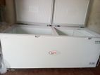 Singer Chest Freezer 677L