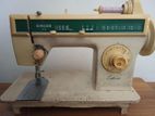 Singer Contessa Machine