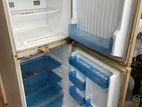 SINGER DOUBLE DOORE REFRIGERATOR