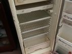 Singer Fridge