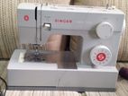 SINGER HEAVY DUTY SEWING MACHINE