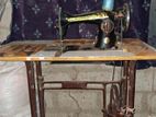 Singer Machine