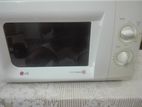 Singer Microwave