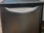 Singer Mini Refrigerator