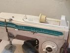 Singer Sewing Machine