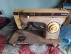 Singer Sewing Machine