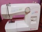Singer Sewing Machine