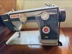 Singer Sewing Machine - MC984