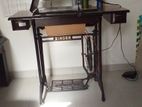 Singer Sewing Machine MC984 - Zig Zag, 25 Built In Stiches, With Motor
