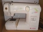 Singer Sewing Machine – Model 8215