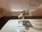 Singer Sewing Machine SM024