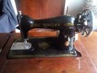 Singer Sewing Machine