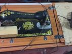 Singer Sewing Machine with Motor