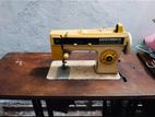 Singer Sewing Machine with Table