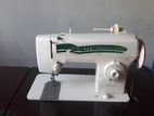 Singer Zigzag Sewing Machine 8974