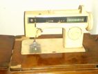 Singer Sewing Machine