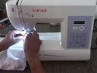 Singer Zig Zag Sewing Machine