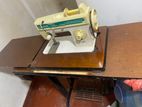 Singer Zigzag Sewing Machine