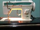 Singer Zigzag Sewing Machine