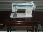 Singer Zigzag Sewing Machine