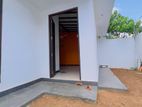 Single House For Sale Athurugiriya