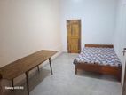 Single Room for rent in pelawatta