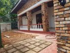 Single Storey House For Rent In Dehiwela Nedimala