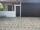 Single-Storey House for Rent in Koswatta