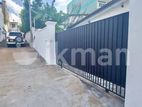 Single Storey House for Rent in Nawala