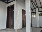 Single-Storey House for Sale in Athurugiriya