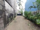 Single Storey House for Sale in Wellampitiya
