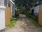 Single Storied House for Sale in Colombo 8 - 2041U