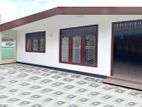 Single-Story House for Rent at Rathmalana (MRe 596)