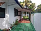 Single Story House for Rent in Mount Lavinia Temples Road