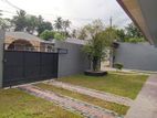 Single Story House for Rent Re16 - Battaramulla