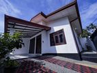 Single-Story House for Sale - 200m to Kadawatha-Delgoda Road