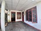 Single Story House for Sale in Mahabuthgamuwa