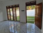 Single Story House for Sale in Ratmalana
