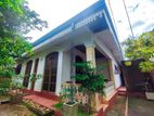 Single -Story House in Pamunuwa Rd Maharagama