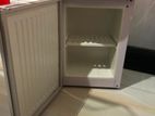 Sisil Water Dispenser