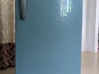 SISL Refrigerator 180L