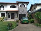 Six Bedroom Semi Furnished House for Rent - Colombo 5, Polhengoda
