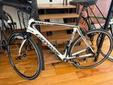 size 54 carbon fibre CDARE STT. shimano 105 tires vittorio new