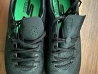 Skechers Razor Gold TF Size 9