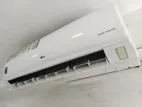 LG 12000 BTU Wall Inverter