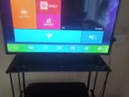 Vista 32" Smart Tv with Stand