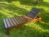 සන් බෙඩ්ස් / Sun Beds