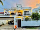 Solar Power AC With Box Modern Luxurious 5 BR House Sale Negombo