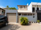Solar powered 2 Story Spacious House Walking Distance to Moratuwa Uni