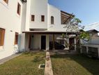 Solar powered Luxury House Rent In Thalawathugoda - 3912U